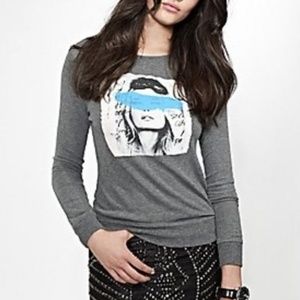 New Guess Model Paint Gray Pull Over Sweater L